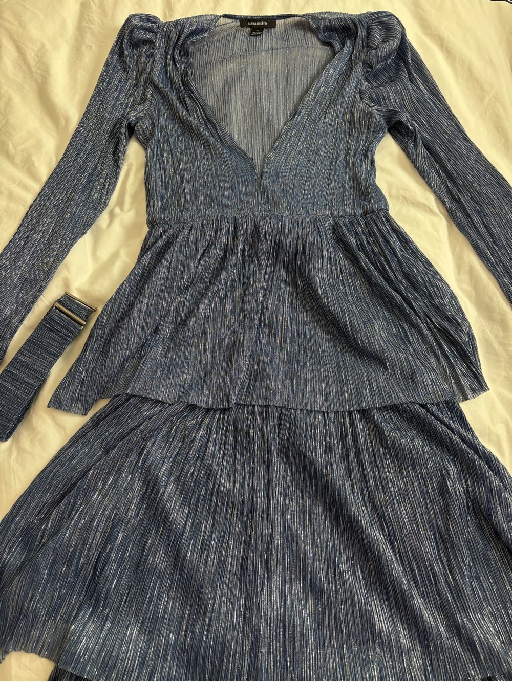 Sabina Musayev Blue Metallic Pleated Long-Sleeve V-Neck Dress